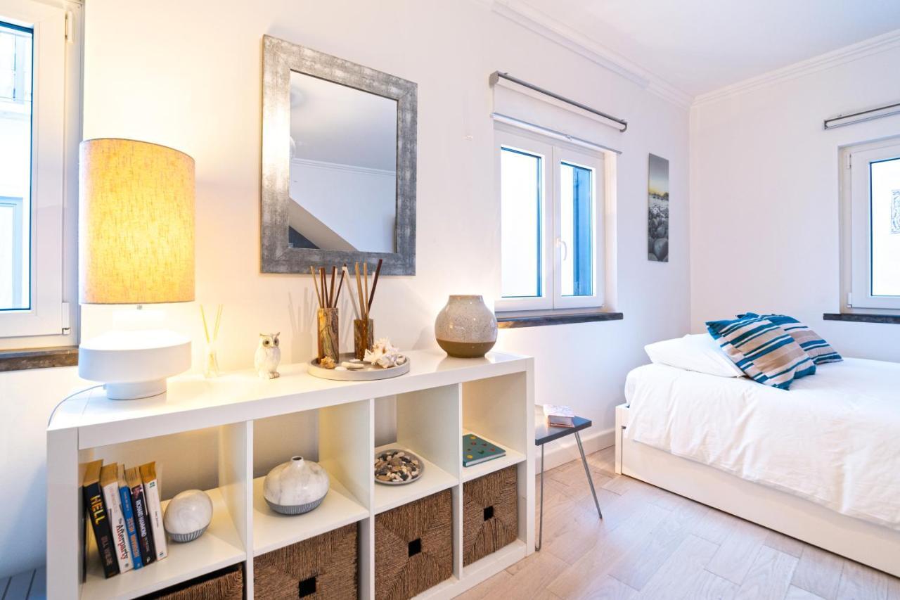 Appartement Joivy Superb Studio In Cascais Centre Extérieur photo